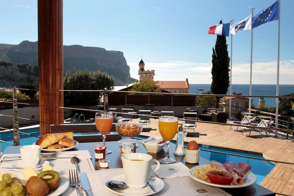 Best Western Plus Hotel La Rade Cassis Exterior photo